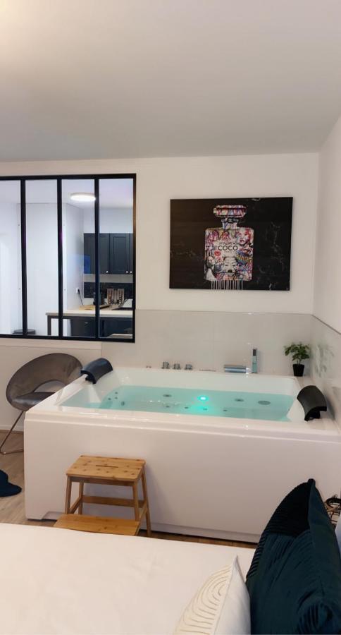 L'AppartE Black Superbe Appartement Pop ! 贝桑松 外观 照片
